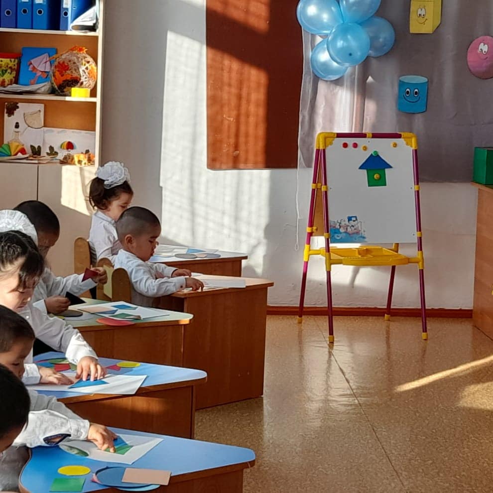 Шағын орталығыда "Сиқырлы пішіндер" тақырыбында тренинг сабағы өтті. Шағын орталық психологы:Аухадиева А.Т