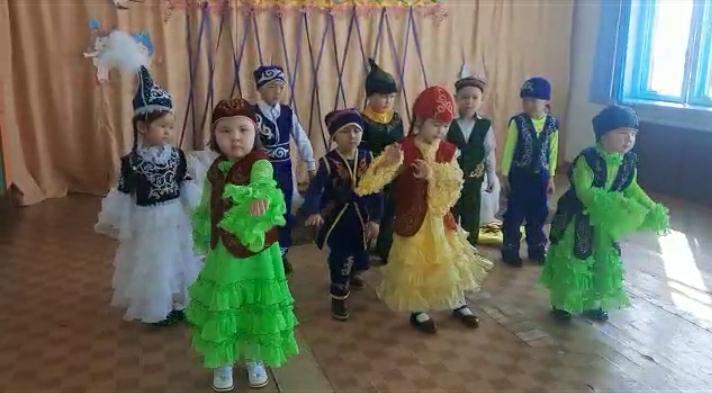 Мектепалды даярлық сыныбында "Ұлыс оң болсын,ақ мол болсын" тақырыбында ертеңгілік өткізілді.